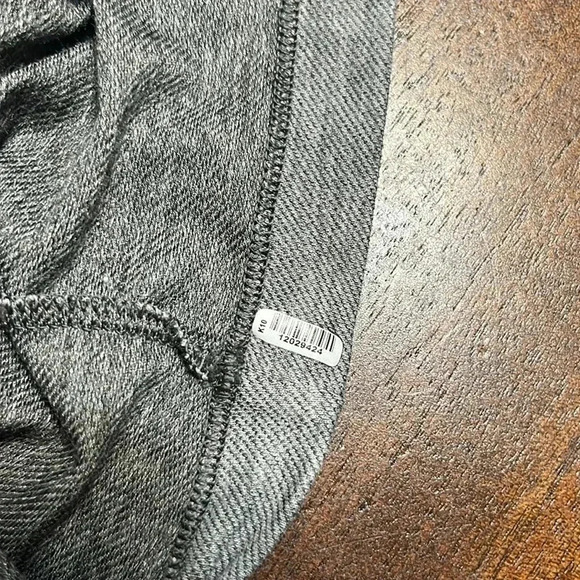 Lululemon Evolution Short-Sleeve shirt - Picture 6 of 7